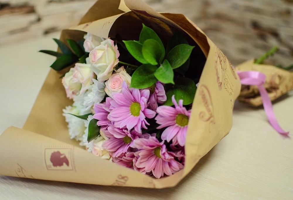 Букет цветов из: Розы и Хризантемы в Сапогово