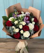 Букет цветов из:  Розы и Альстромерии в Сапогово