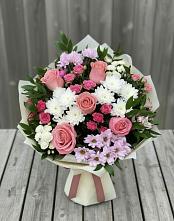 Букет цветов из:  Альстромерии, Гвоздики, Розы и Хризантемы в Сапогово