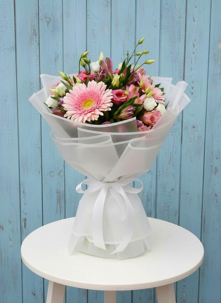 Букет цветов из: Герберы, Альстромерии и Лизиантусы в Сапогово